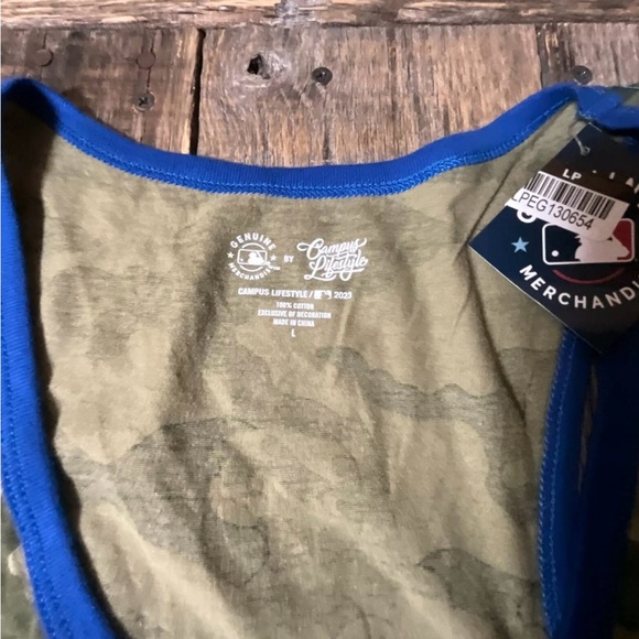 NWT Chicago Cubs MLB Camo Tank Top Size L  Campus Lifestyle Genuine Merchandise - Picture 4 of 8